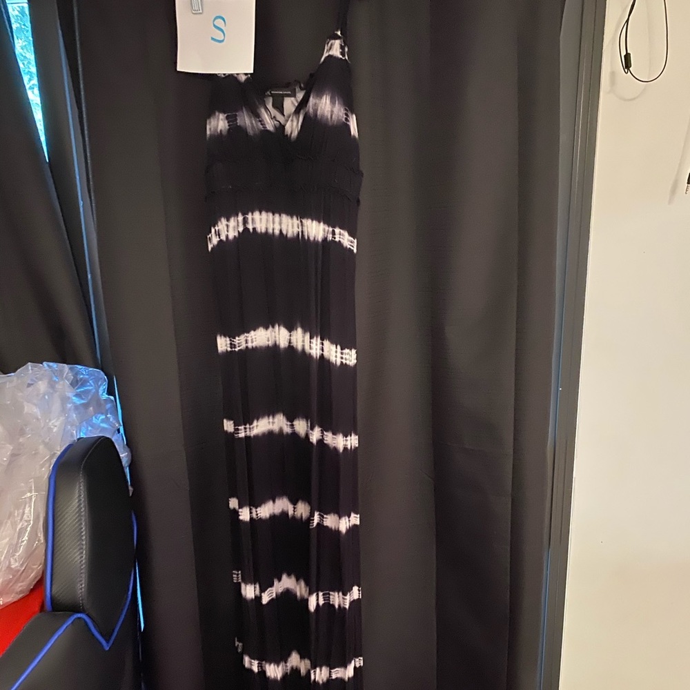 INC Maxi